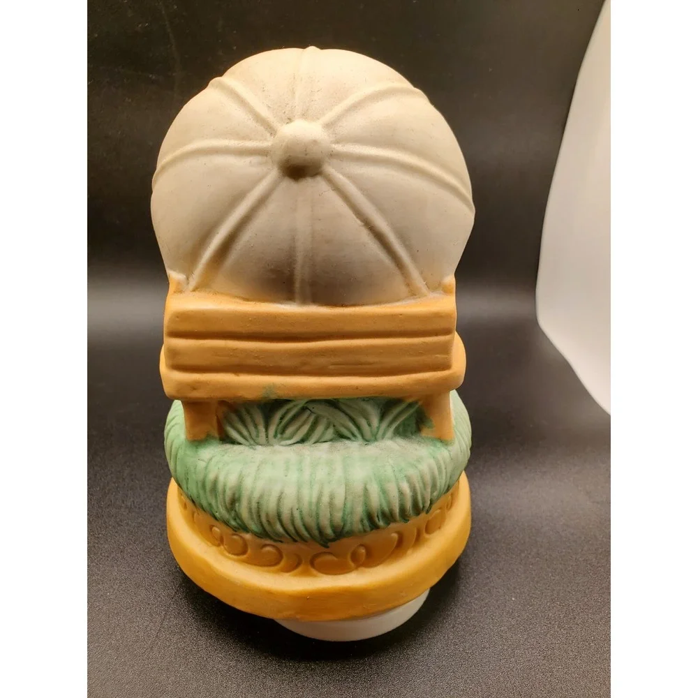 Vintage Porcelain Kids Umbrella Wind-up Music Box Musical Raindrops Keep Falling